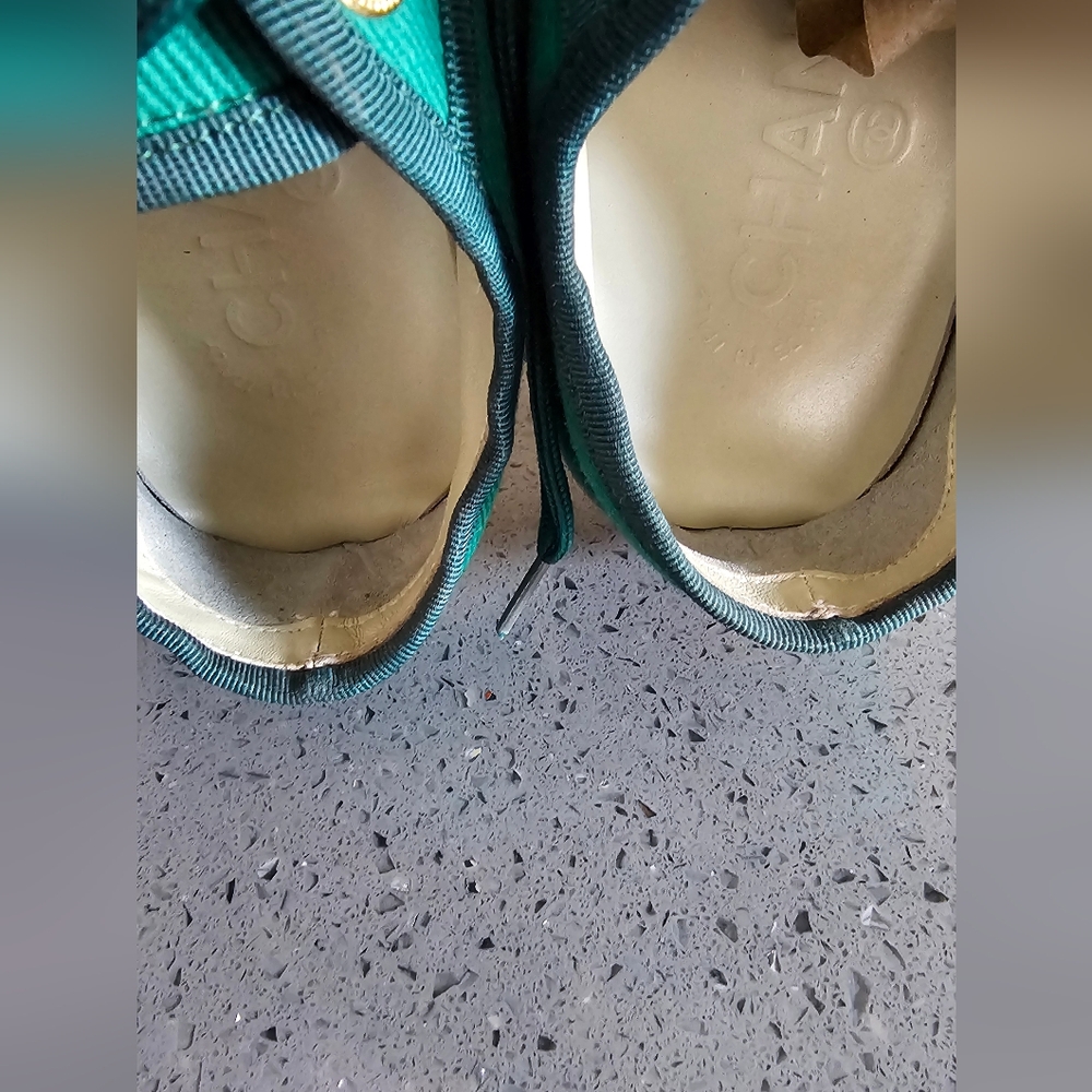 Chanel Sneaker Made In Italy💚 - Picture 17 of 17